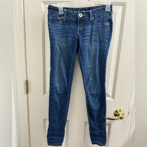 Amethyst Dark wash skinny jeans size 0